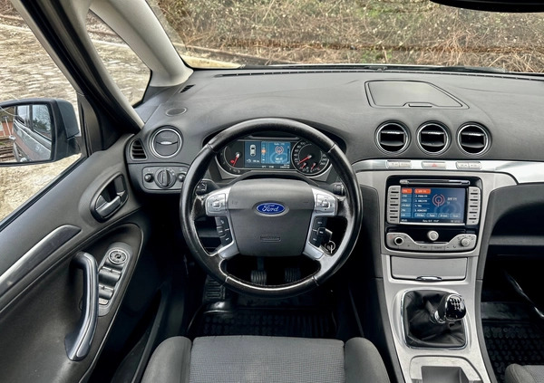 Ford S-Max cena 15900 przebieg: 370000, rok produkcji 2009 z Wrocław małe 407